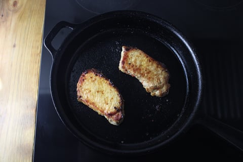 Pub-Style Pork Chops - Step #2 Cuire le porc