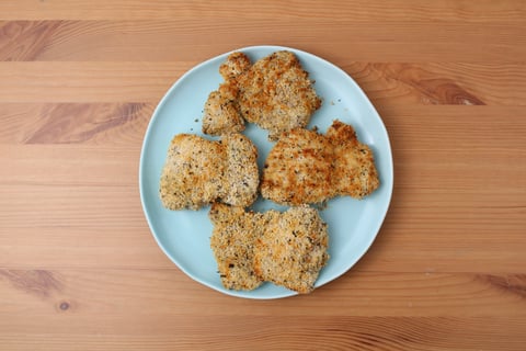 Crispy Dijonnaise Chicken Thighs - Step #3 Frire le poulet