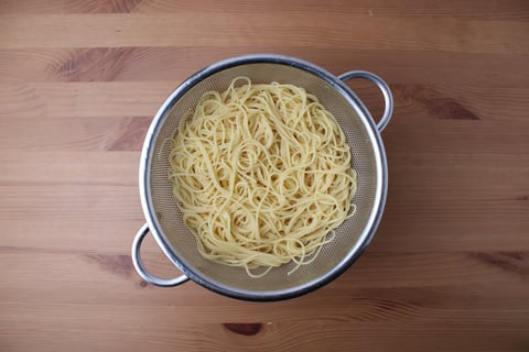 Dinner + Lunch Combo: Beef & Mozzarella Meatballs - Step #2 Boil the pasta