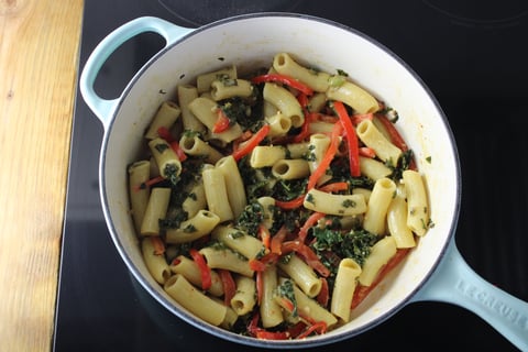 Speedy Rigatoni Alfredo - Step #4 Make the sauce & combine the pasta
