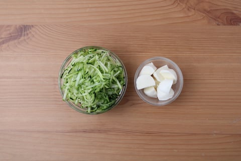 Vegetable Mac ’n’ Double Cheese - Step #1 Mise en place