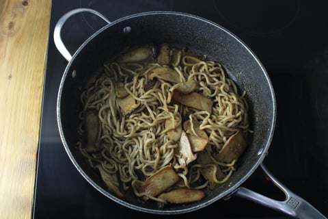 Spicy Japanese Halibut - Step #4 Sauté the mushrooms & combine the noodles