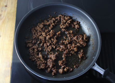 BBQ Ground Pork & Poblano Pepper Naan Pizzas - Step #1 Cuire et enrober le porc