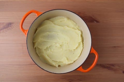 St. Paddy’s Day Chicken Thighs with Apple Pan Sauce - Step #1 Faire la purée