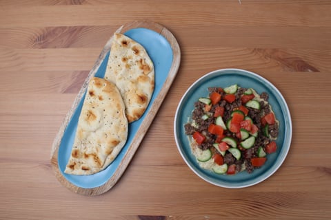Za’atar Beef Hummus Plates - Step #4 Terminer et servir