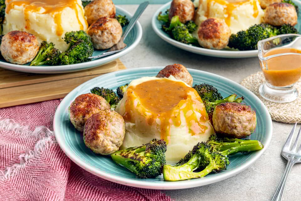 Pork meatball volcano mash with apple lava gravy - Extra large standard