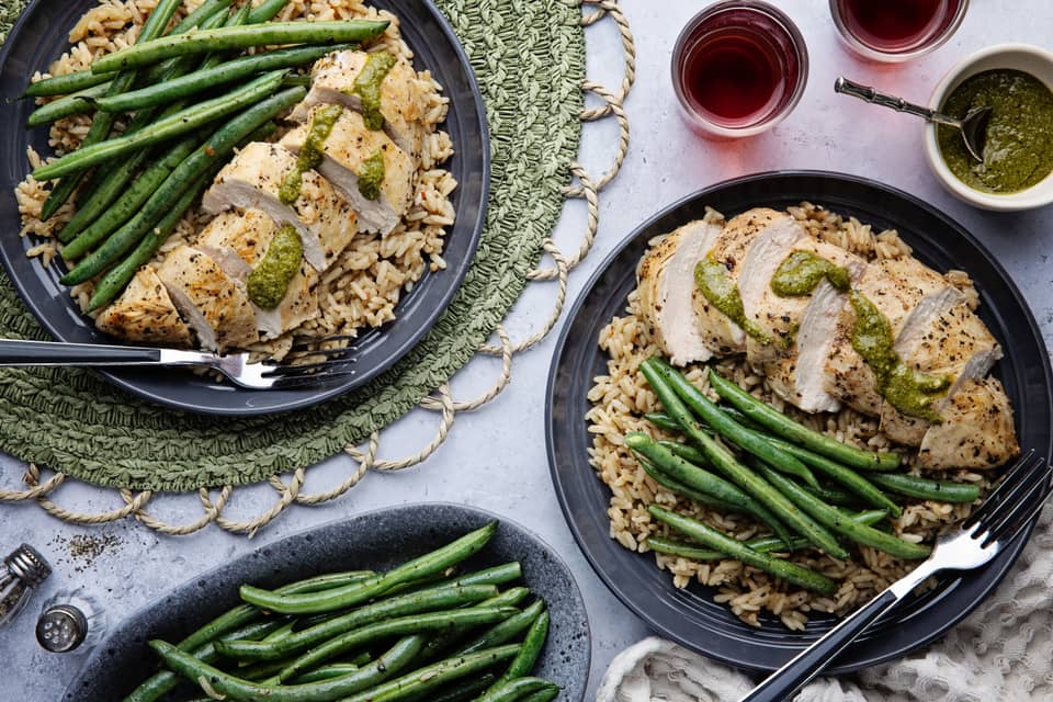 One pot basil pestochicken breasts - Extra large standard