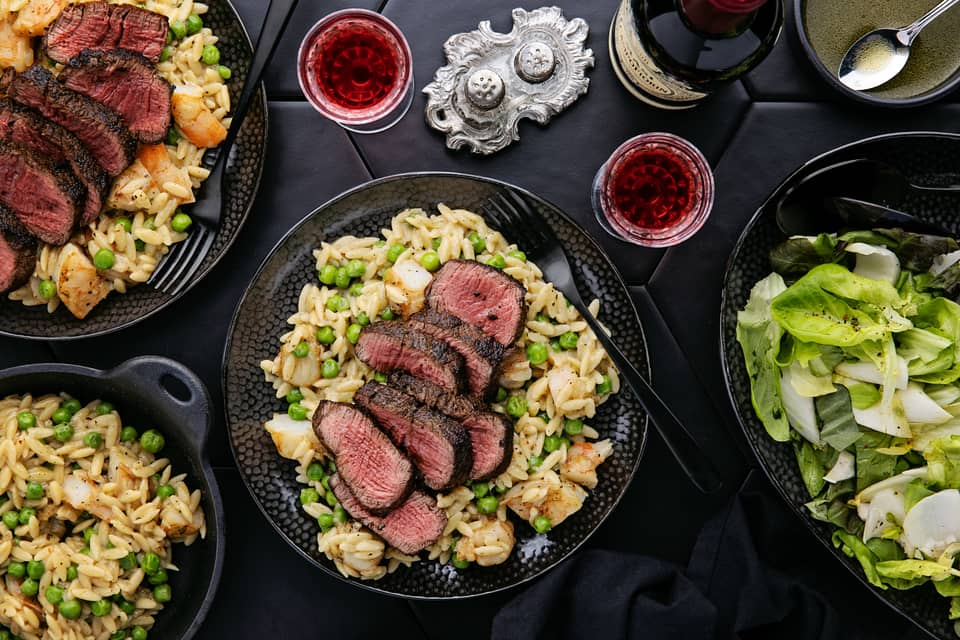 Lartisan seared filets mignonsover shrimp pea orzotto - Extra large standard