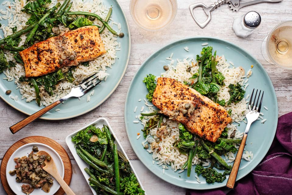 Spiced salmonwith fried caper salsa - Extra large standard