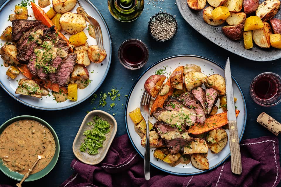 Seared sirloin steakswith dijon cornichon pan sauce - Extra large standard