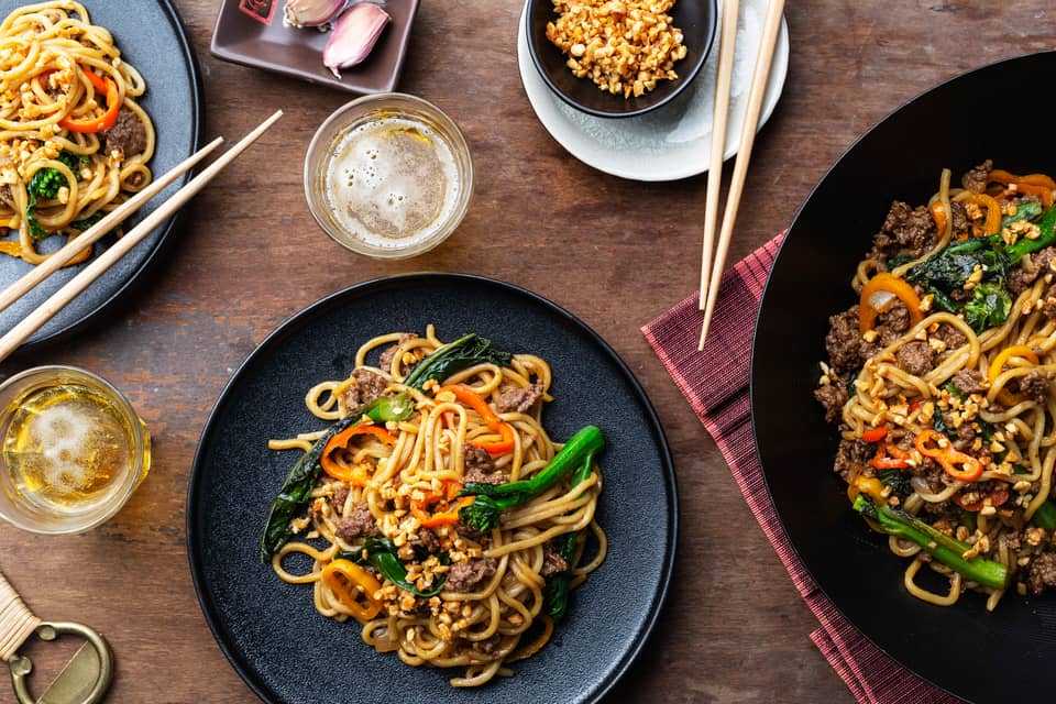 Indonesian styleground beef noodles - Extra large standard