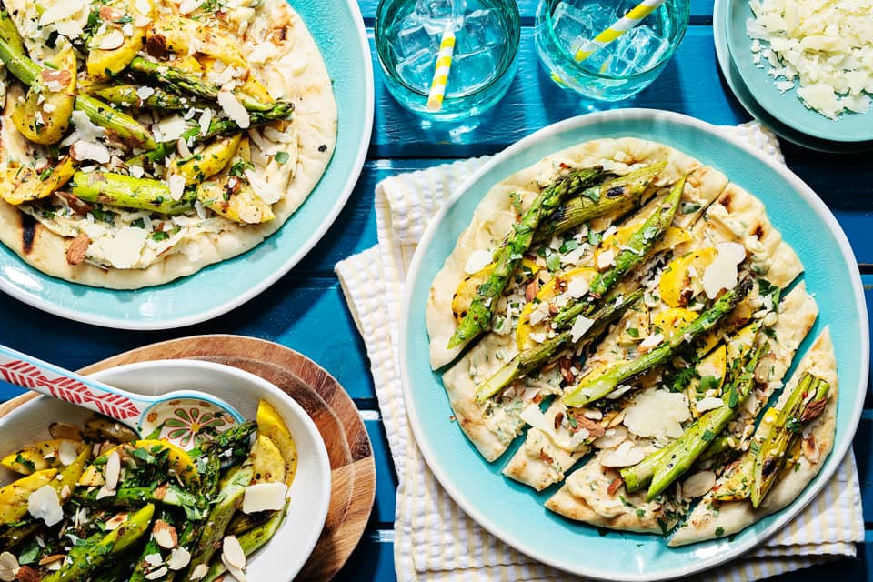 Grilled asparagus zucchini flatbreads - Extra large standard