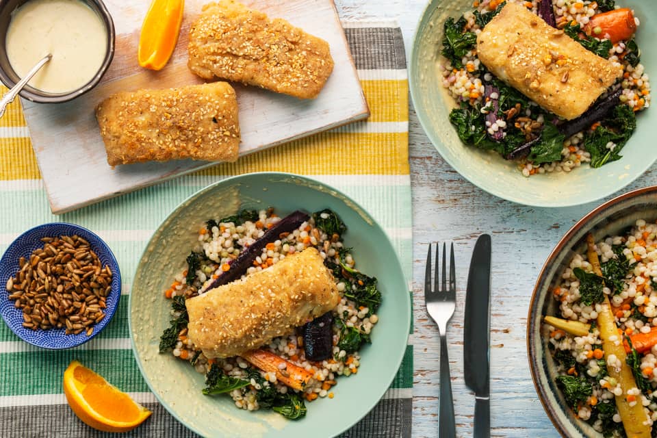 Spice crusted codwith hummus sauce - Extra large standard