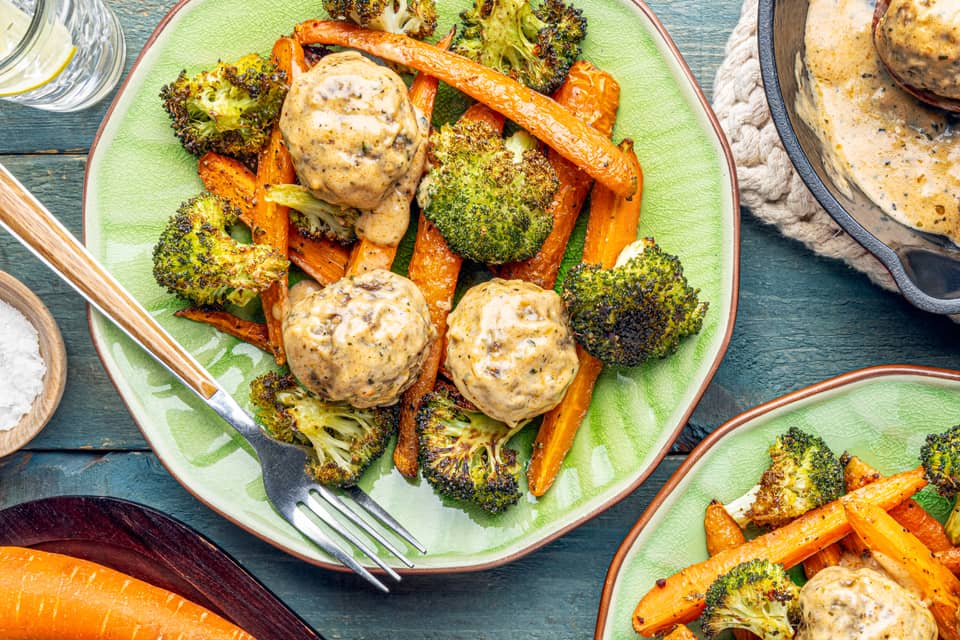 Saucy rosemary garlic beef meatballs - Extra large standard