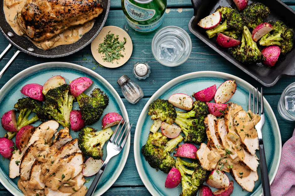 Keto: Seared Chicken Breasts with Tarragon Cream