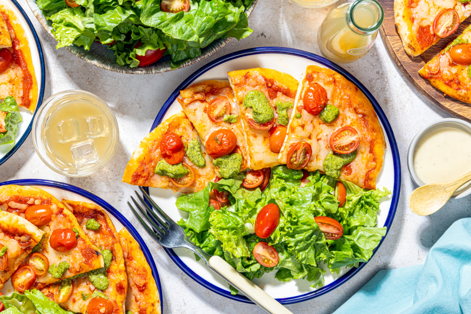 Pizettas aux tomates cerises et à la mozzarella