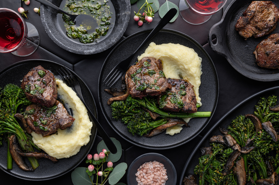 L’Artisan: Easter Lamb Chops with Garlic-Mint Salsa