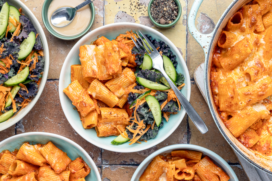 Cheddar-Topped Baked Rigatoni