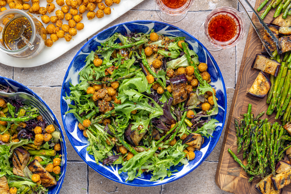 Vegan Grilled Salad with Crunchy Breaded Chickpeas