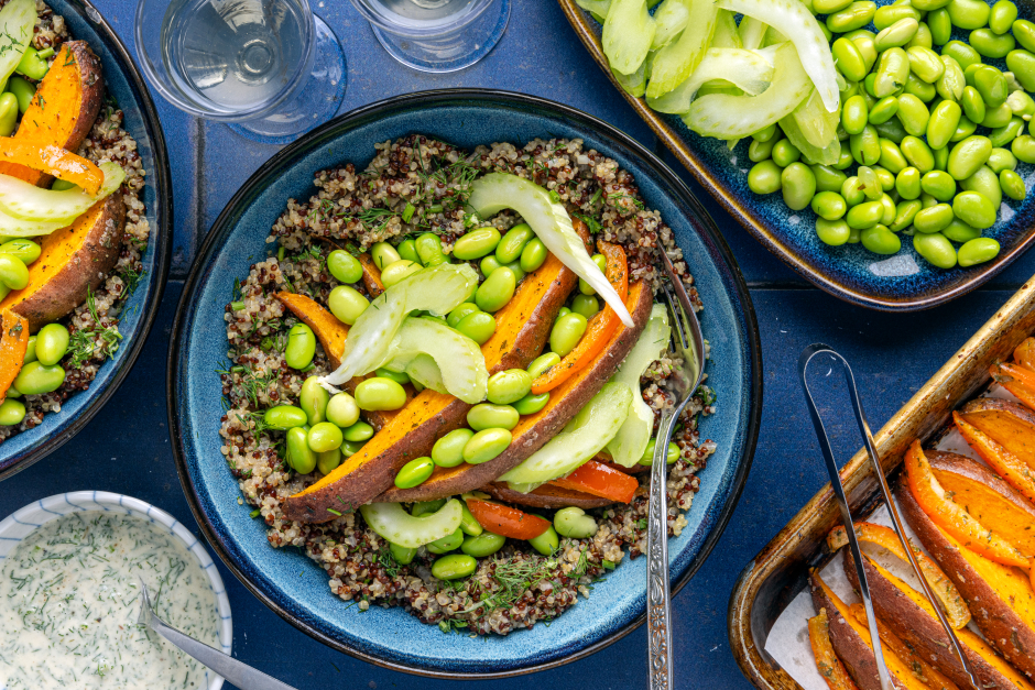 Bols de quinoa ‘déesse verte’ végétaliens