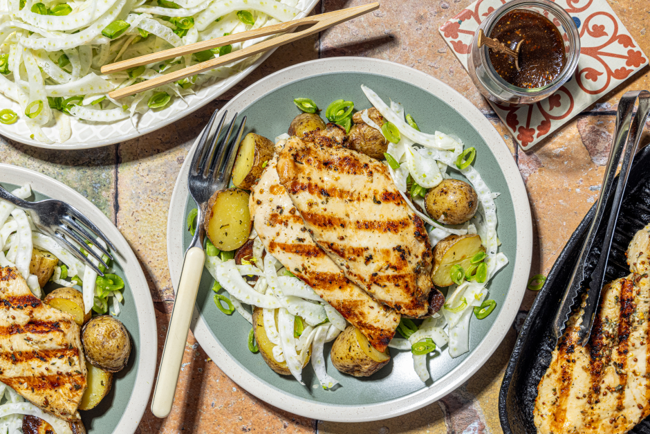 Paillard de poitrines de poulet grillées aux fines herbes