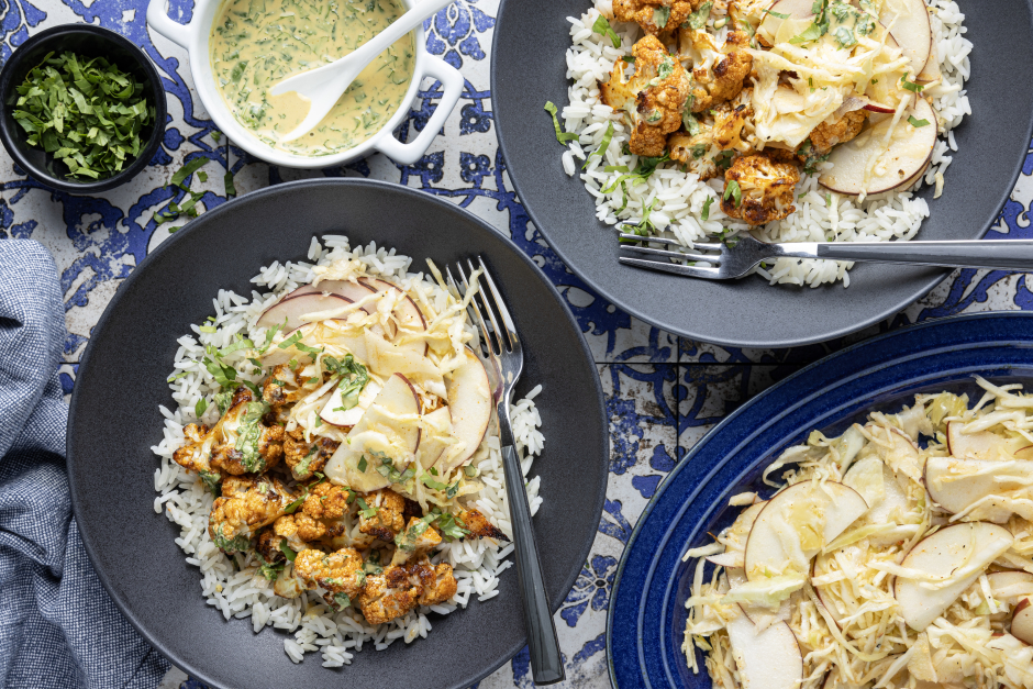 Vegan Buffalo-Spiced Cauliflower Rice Bowls