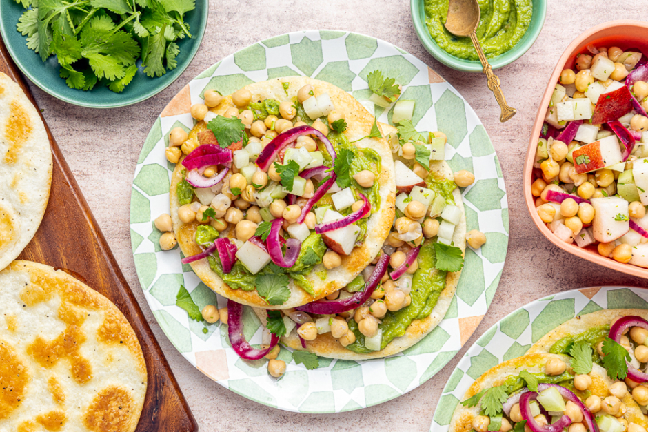 Tosdadas au ceviche de chayotte et pois chiches