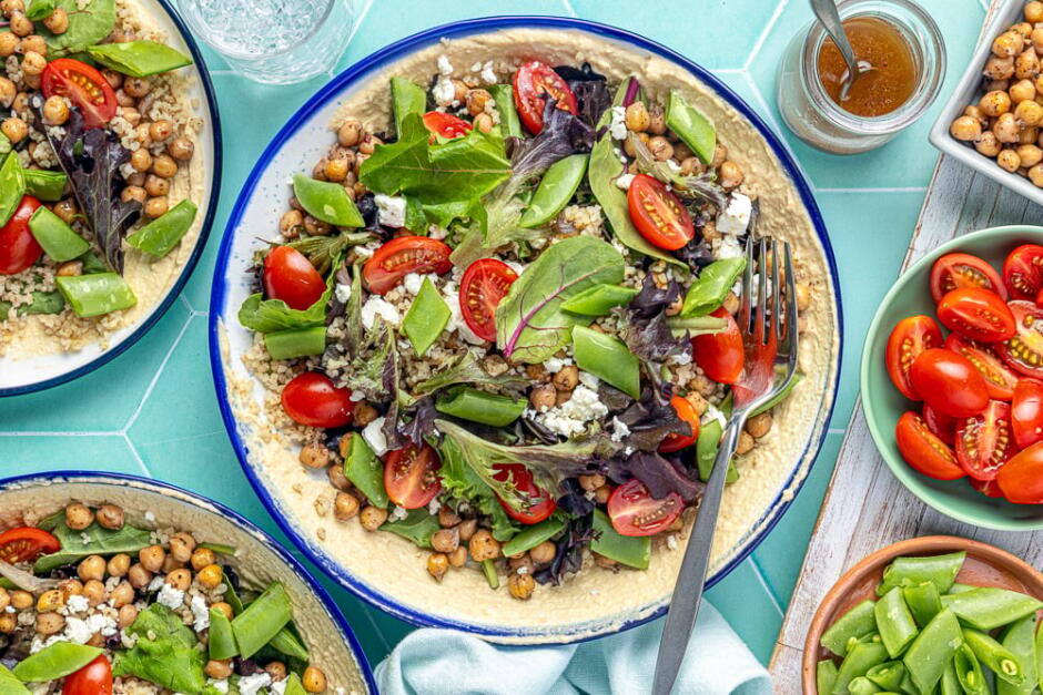 Middle Eastern Chickpea Bowls