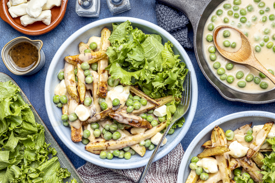 Poutine aux légumes rôtis