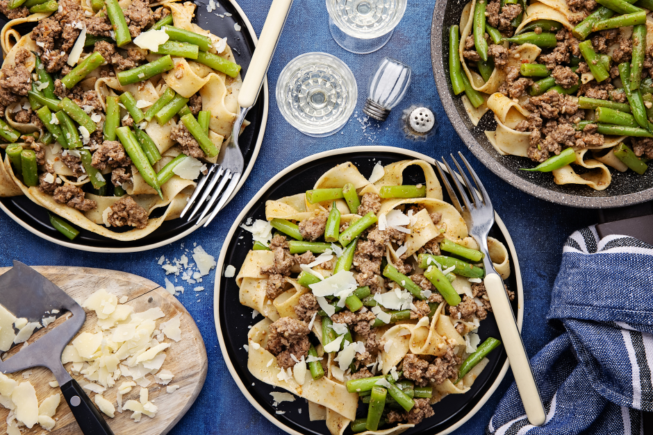 Fast Fresh Pappardelle, Ground Beef & Green Beans