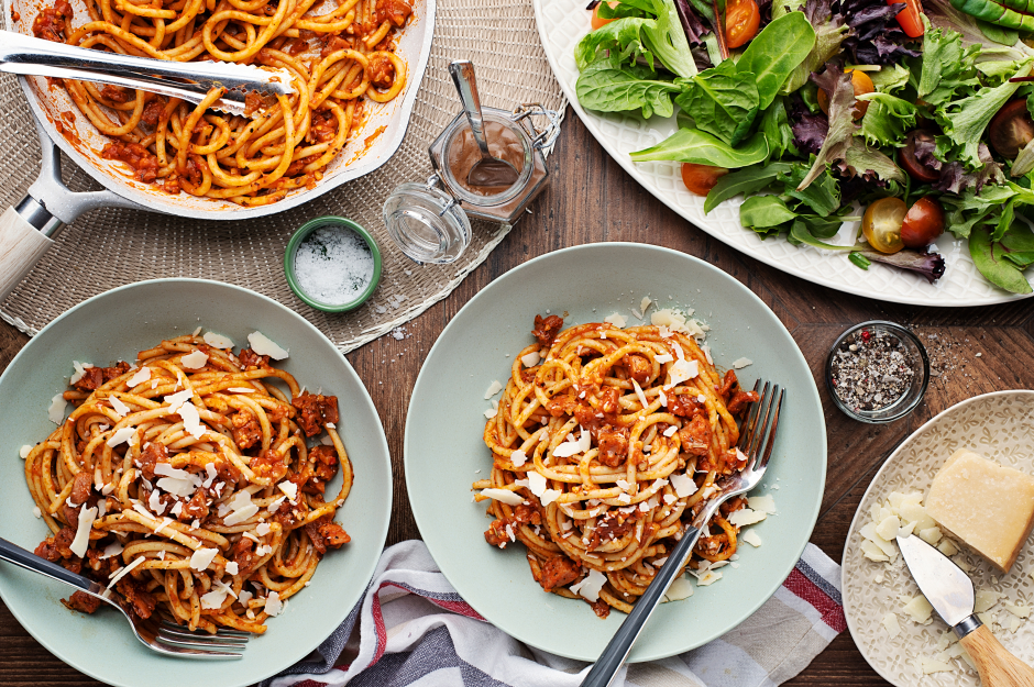 Quick Bucatini All’Amatriciana with Pancetta & Parmesan