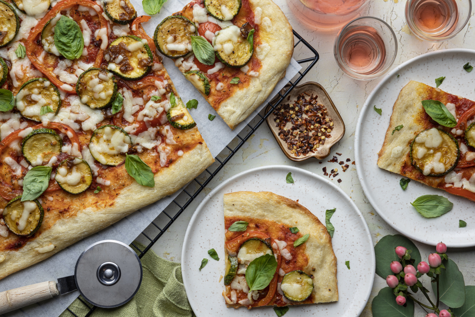 Caramelized Onion & Aged Cheddar Veggie Pizza
