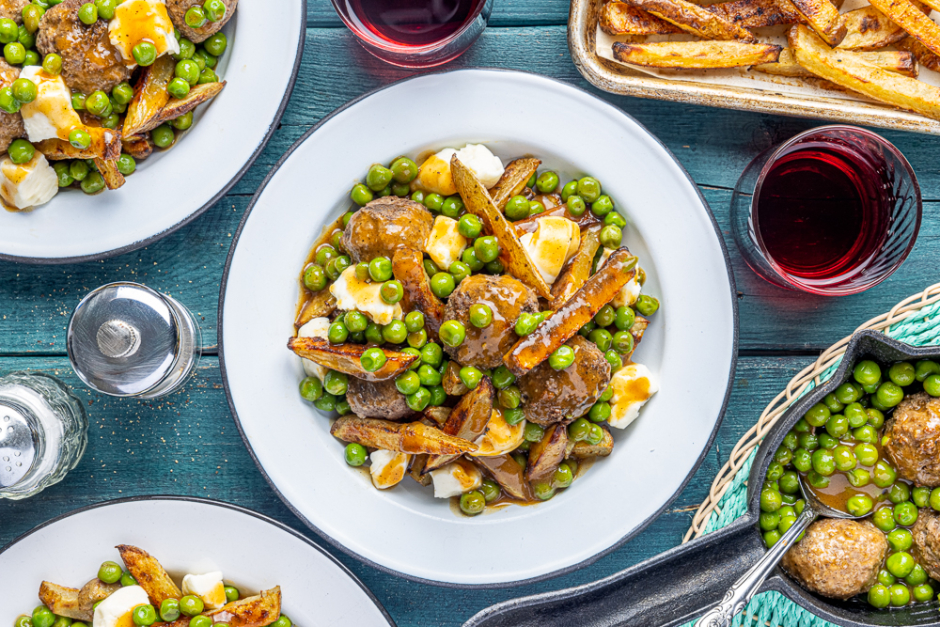 Poutine aux boulettes de bœuf