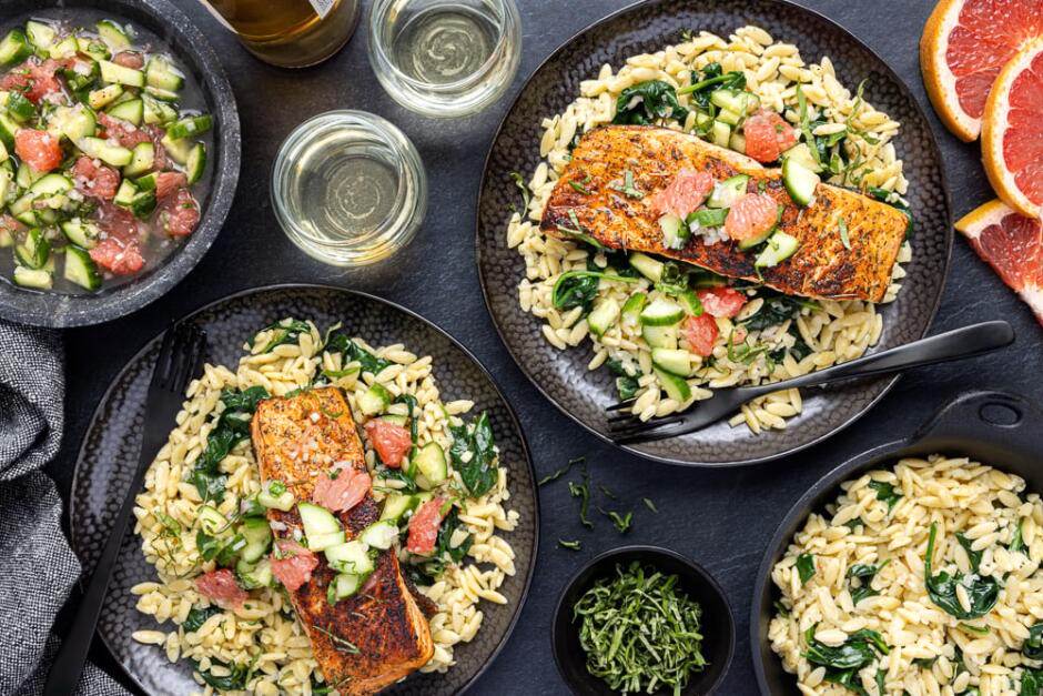 Truite steelhead avec salsa pamplemousse-concombres