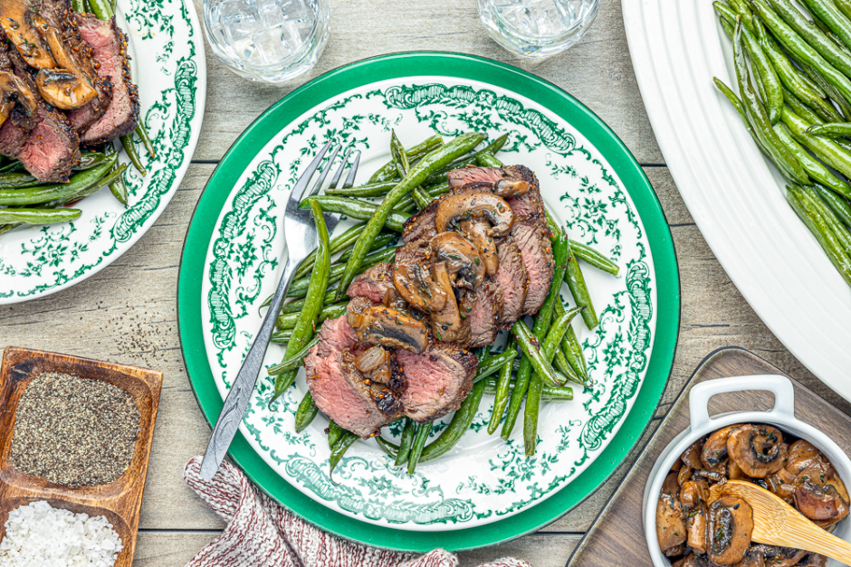 Steaks with Mushroom Stroganoff Sauce