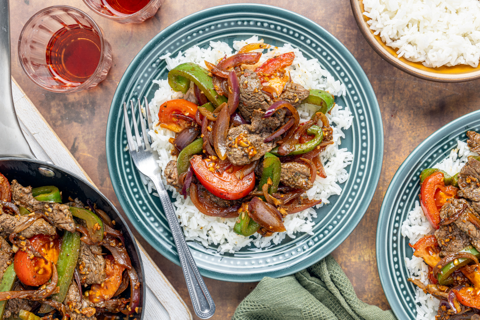 Lomo saltado de bœuf piquant