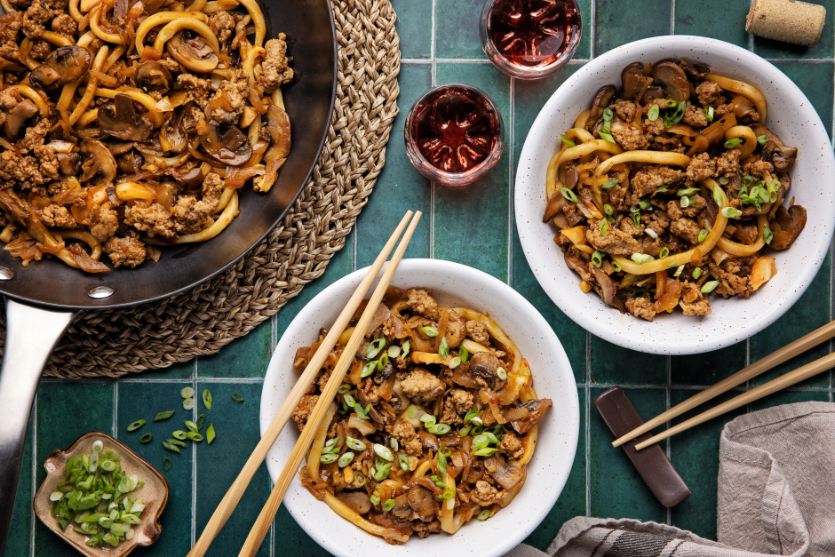Quickie Sticky Ground Pork Udon Noodles