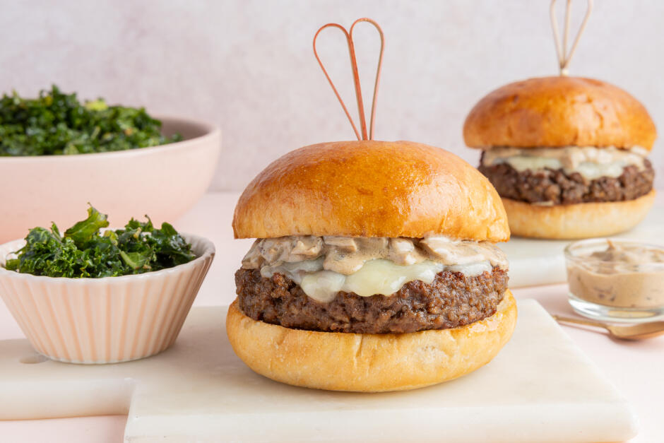 Impossible™ Beef Cheeseburgers Au Poivre