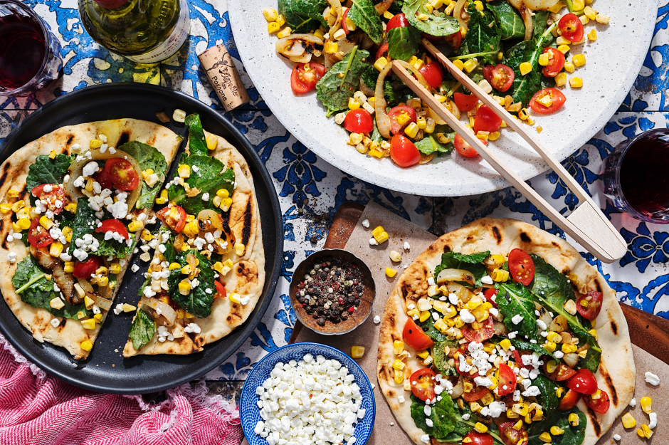 Pains plats BBQ aux légumes estivaux et fromage de chèvre