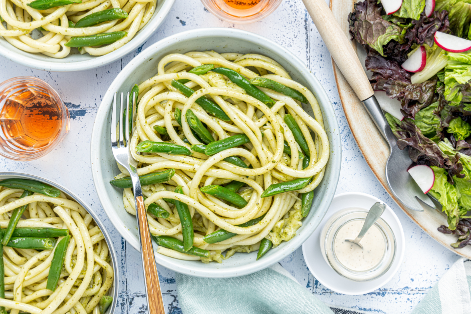 Souper en B de Bucatinis avec pesto de Basilic, Beaux haricots et Bocconcinis