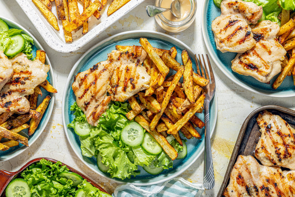 Cuisses de poulet grillées avec herbes salées