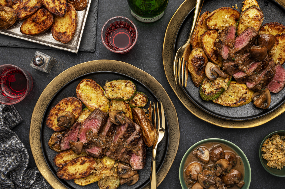 L’Artisan: Grass-Fed Beef Tenderloin Steaks with Mushroom Pan Sauce
