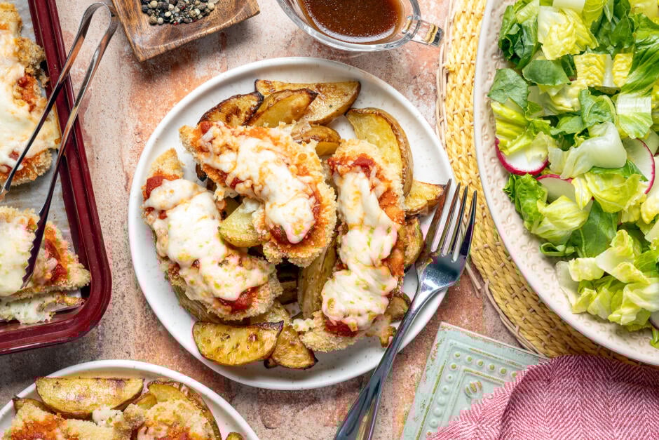 Easy Sheet Pan Chicken Parm