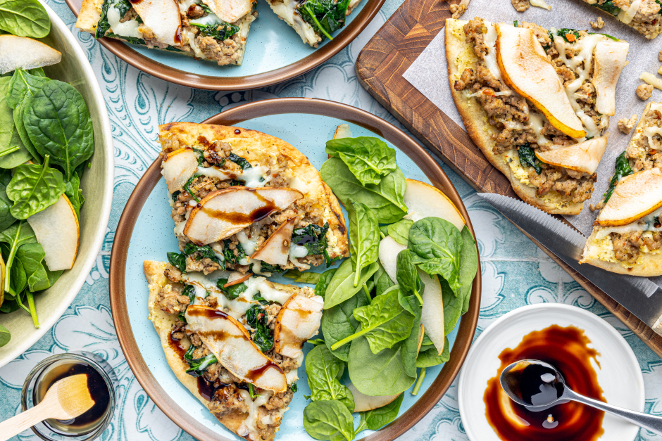 Pizzas de pain naan au porc haché