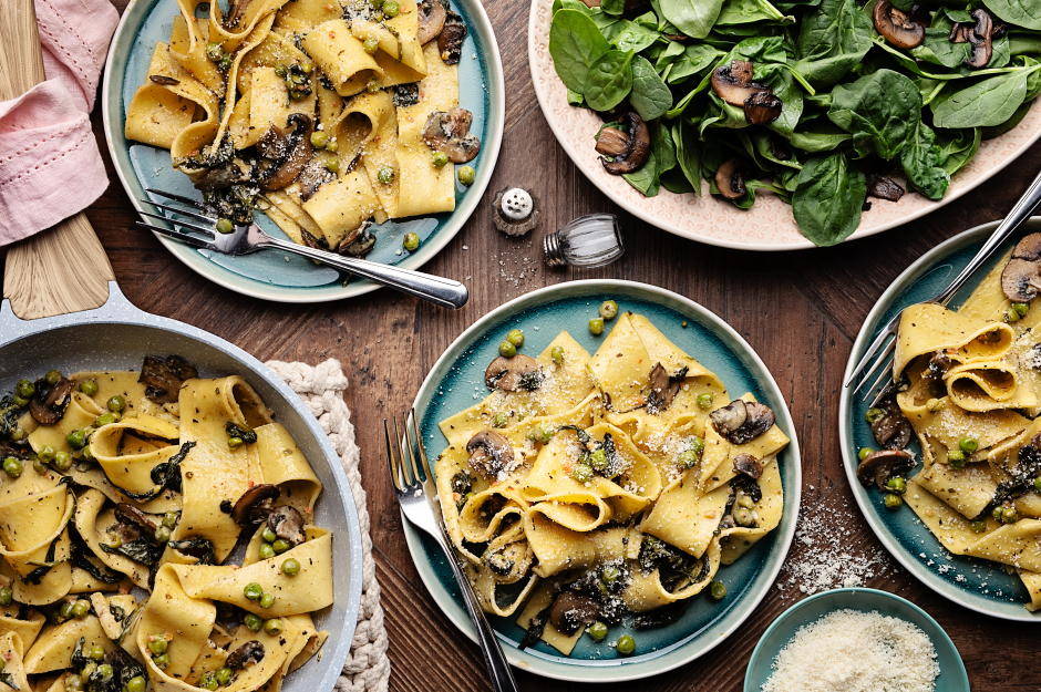 Quick Fresh Pappardelle in Creamy Mushroom Sauce