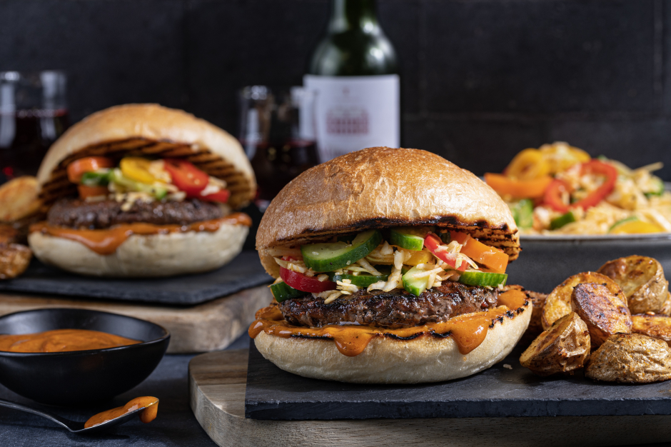 L’Artisan: BBQ Bison Burgers with Spicy Gochujang Mayo