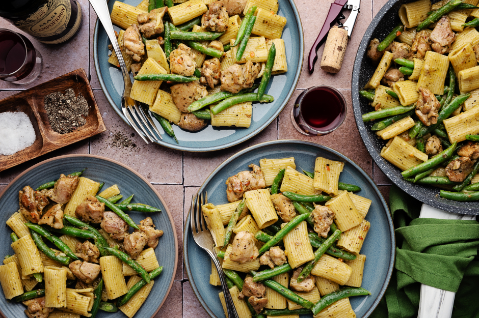 Chicken & Pesto Pasta Skillet