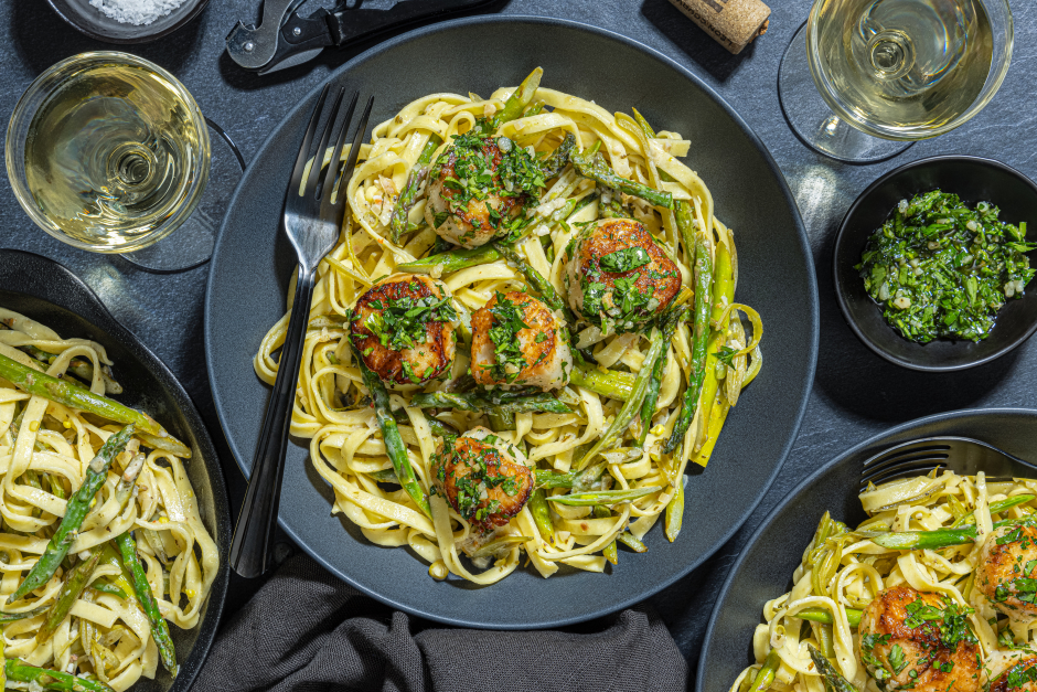 Pan-Seared Scallops over Tagliolini Al Limone