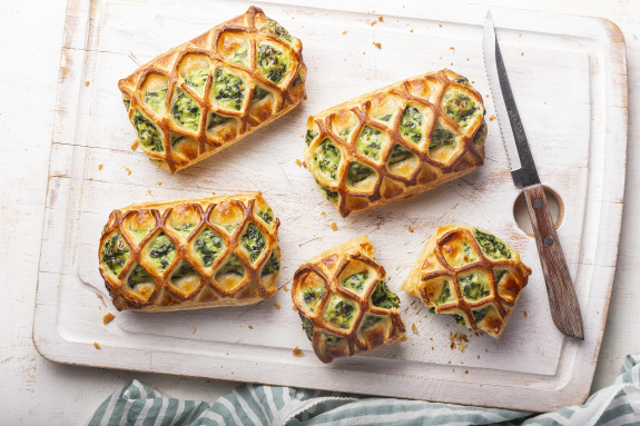 Spanakopita (Spinach & Feta)