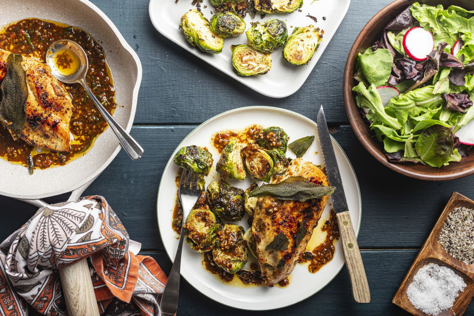 Keto: Seared Chicken Breasts with Balsamic Brown Butter Sauce